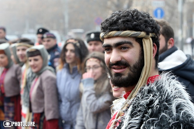 В Армении объявят о рождении 8-миллиардного жителя Земли. Разбираемся, как это может быть