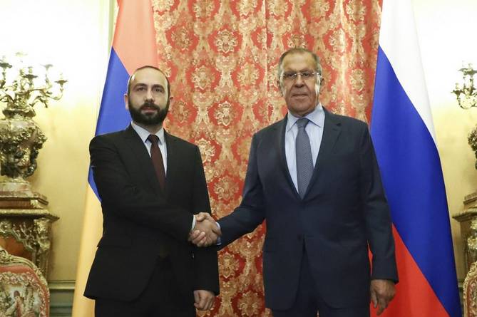 Мирзоян и Лавров обсудили демаркацию армяно-азербайджанской границы и карабахское урегулирование