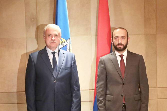 Глава МИД Армении встретится с генсеком ОДКБ