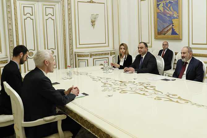 Премьер Армении обсудил вопросы сотрудничества с генсеком Интерпола