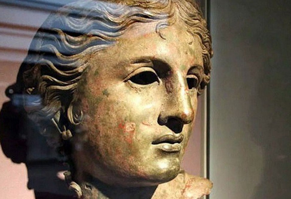 Бронзовый бюст богини Анаит из коллекции Британского музея будет выставлен в Ереване, на оргработы выделено $40 тыс. 