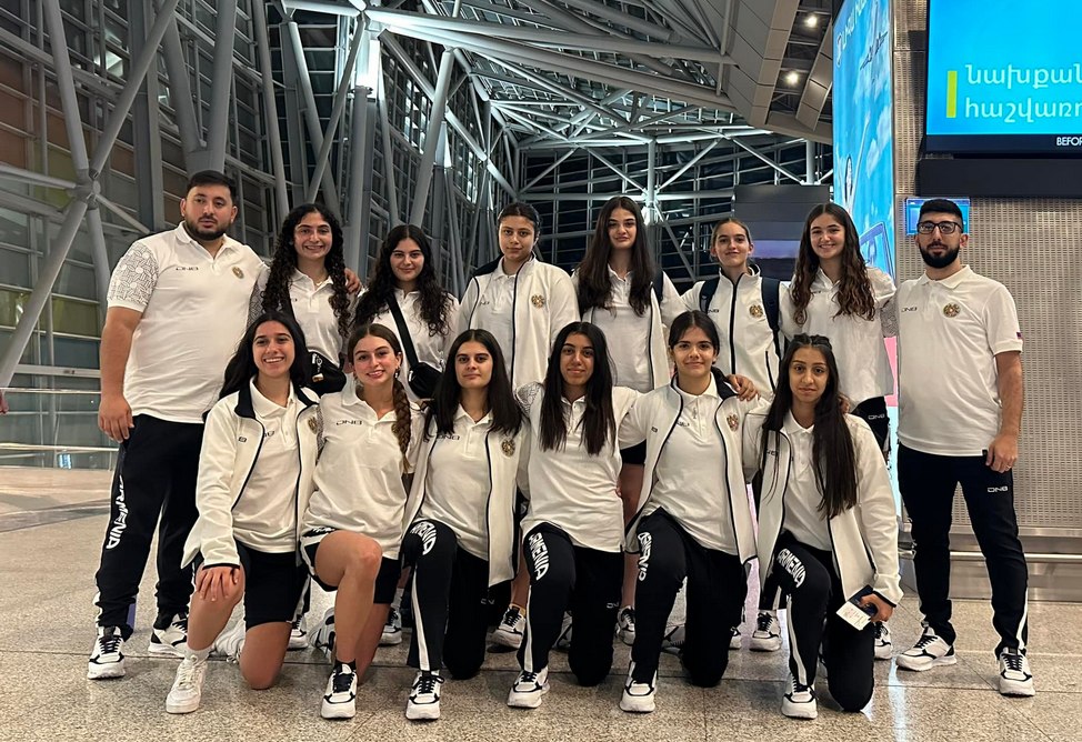 Юные армянские баскетболистки и баскетболисты примут участие в первенствах Европы U16 (ФОТО) 
