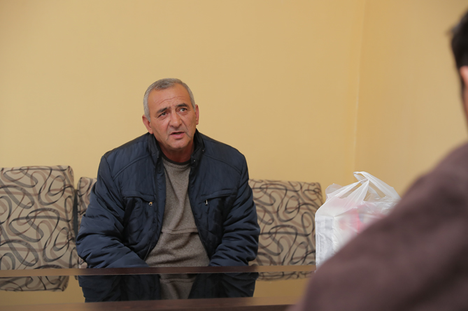 Отец осужденного в Азербайджане на 20 лет заключения Карена Казаряна Армен Казарян