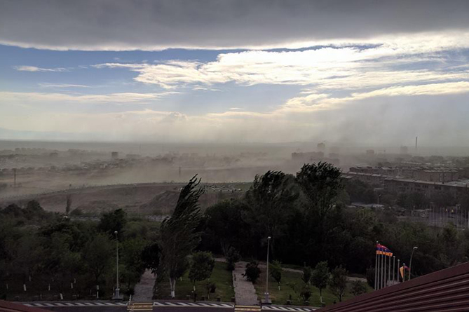 Ураган в Ереване