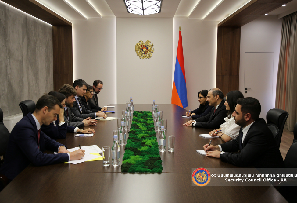 Секретарь Совбеза Армении принял делегацию Framatome - производителя оборудования для АЭС 