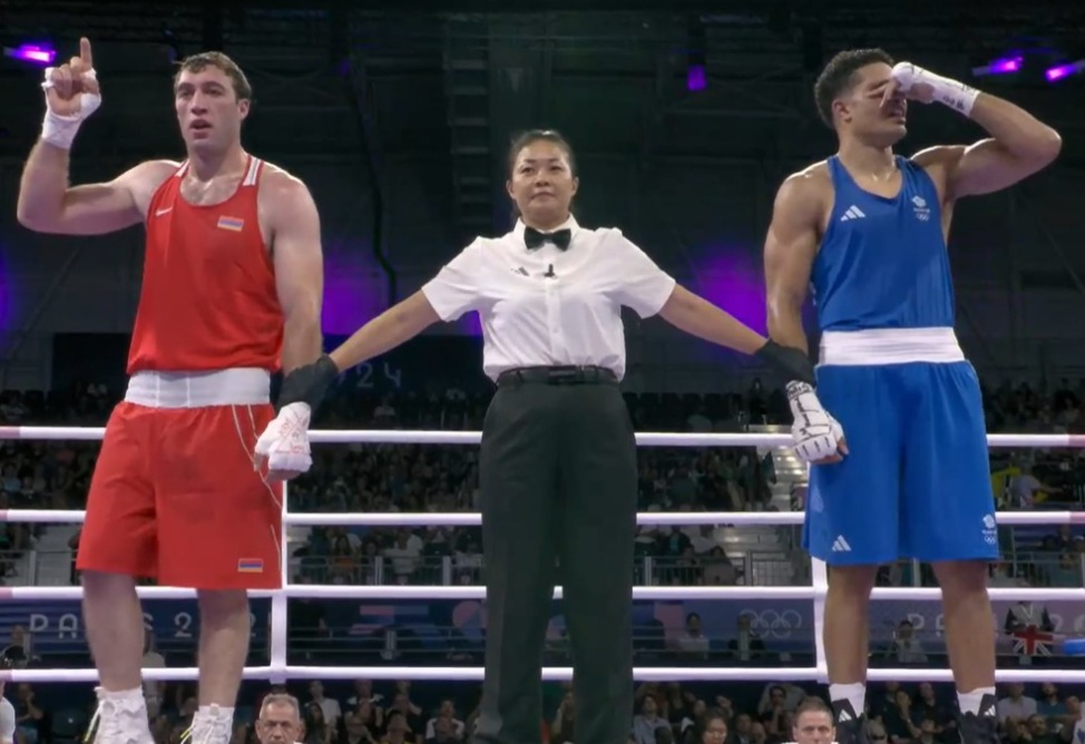 Армянский боксер Давид Чалоян стартовал с победы на Олимпиаде в Париже