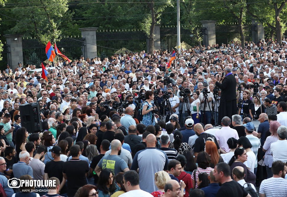 В центре Еревана проходит митинг движения «Тавуш во имя Родины»