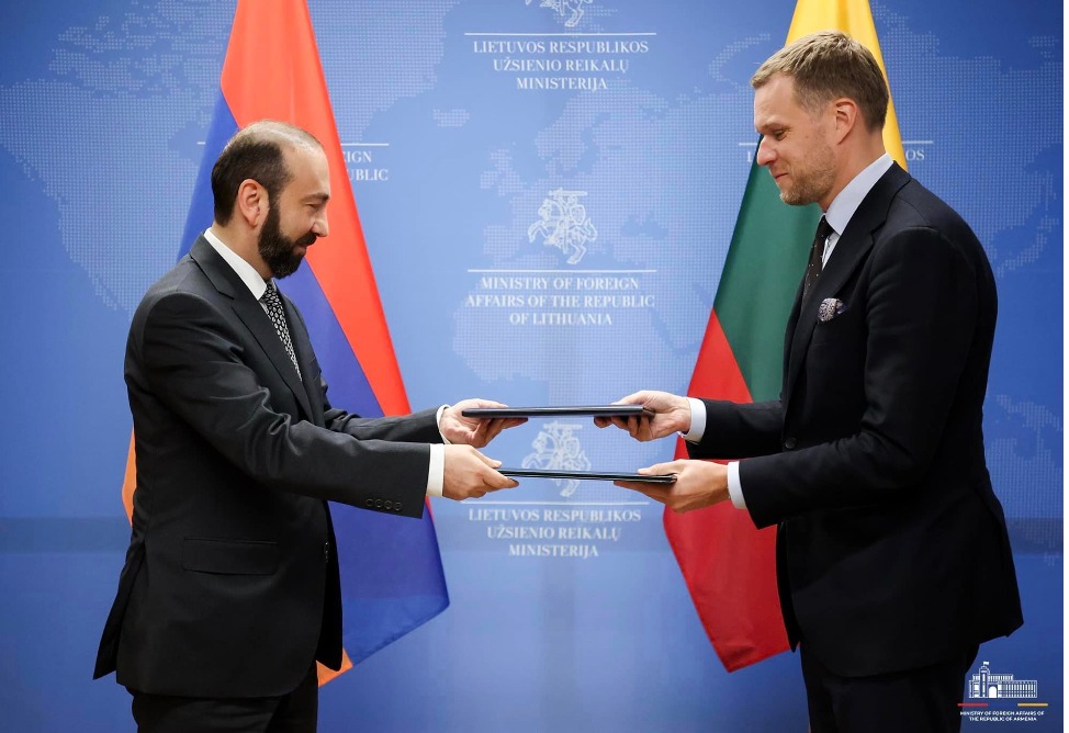 Главы МИД Армении и Литвы подписали в Вильнюсе Меморандум о взаимопонимании 
