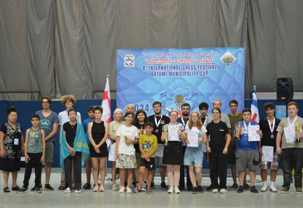 Четыре медали завоевали армянские шахматисты на 8-м Кубке мэрии Батуми 