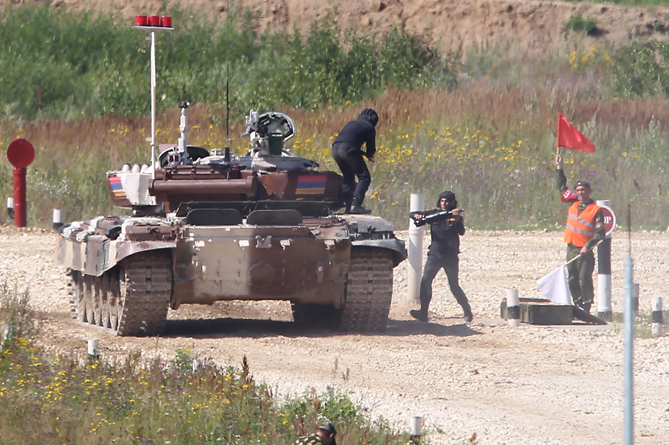 Armenia at Tank Biathlon 2016-4