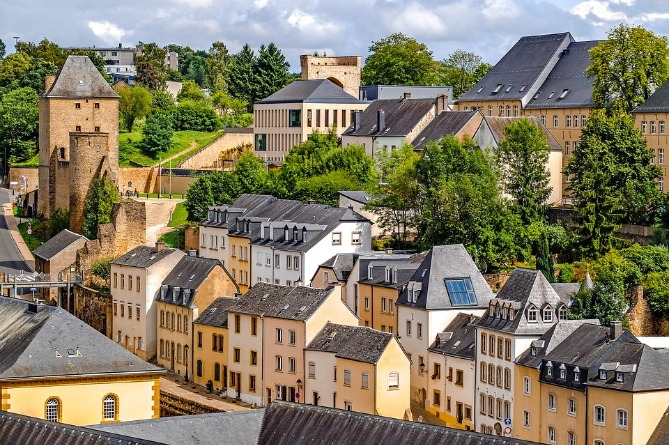 В борьбе с пробками: общественный транспорт стал бесплатным в Люксембурге