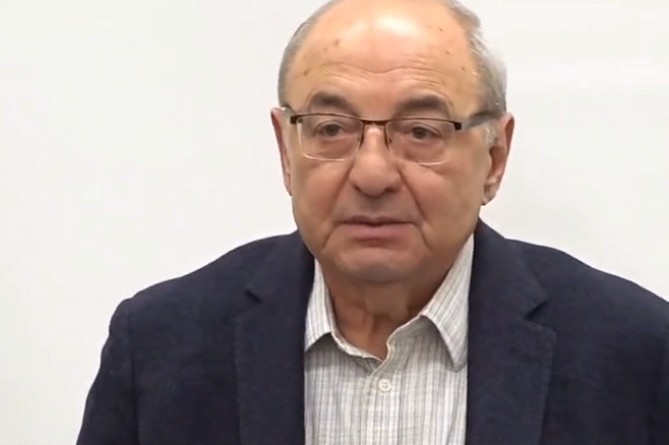 Քրեական գործ է հարուցվել Վազգեն Մանուկյանի հայտարարությունների կապակցությամբ. ԷՔՍԿԼՅՈՒԶԻՎ Քրեական գործ է հարուցվել Վազգեն Մանուկյանի հայտարարությունների կապակցությամբ. ԷՔՍԿԼՅՈՒԶԻՎ