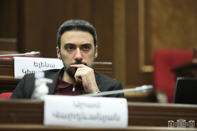 Այսօր ներկայացնելու եմ պատգամավորի մանդատից հրաժարվելու իմ դիմումը. Արամ Վարդևանյան Այսօր ներկայացնելու եմ պատգամավորի մանդատից հրաժարվելու իմ դիմումը. Արամ Վարդևանյան
