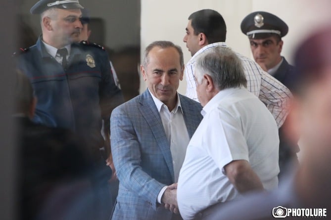 Суд отклонил ходатайство адвокатов Кочаряна Суд отклонил ходатайство адвокатов Кочаряна