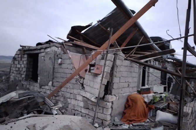 Более 200 погибших и 300 раненых, 14 случаев пыток: СК и МИД Армении - об агрессии Азербайджана против Арцаха 19 сентября (ИНФОГРАФИКА) Более 200 погибших и 300 раненых, 14 случаев пыток: СК и МИД Армении - об агрессии Азербайджана против Арцаха 19 сентября (ИНФОГРАФИКА)