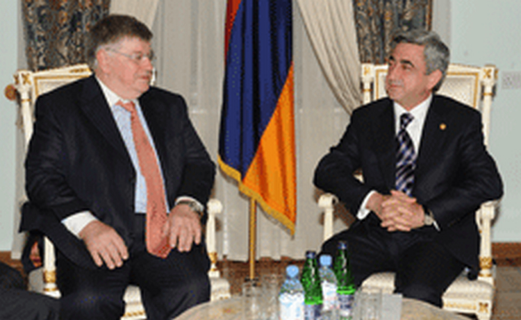 Հայաստանի նախագահը պատրաստ է աջակցել Orange Armenia ընկերության գործունեությանը