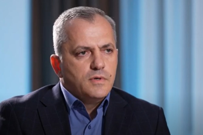 Ես և պաշտպանության նախարարն ուղղաթիռով ենք տեղափոխվել Հայաստան. Սամվել Շահրամանյան Ես և պաշտպանության նախարարն ուղղաթիռով ենք տեղափոխվել Հայաստան. Սամվել Շահրամանյան
