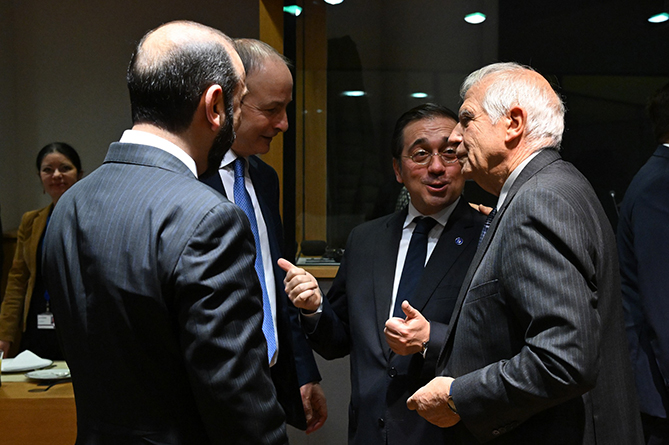 Мирзоян обсудил с главами МИД ЕС углубление партнерства с Арменией