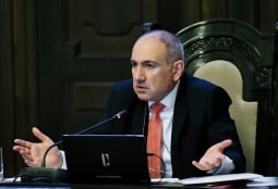 Пашинян считает, что после адских событий перед Арменией открылись 