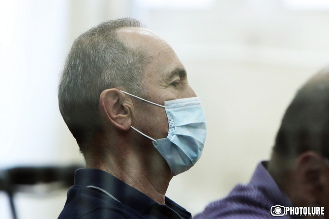 Суд отложил рассмотрение вопроса о снятии ареста с имущества Кочаряна Суд отложил рассмотрение вопроса о снятии ареста с имущества Кочаряна