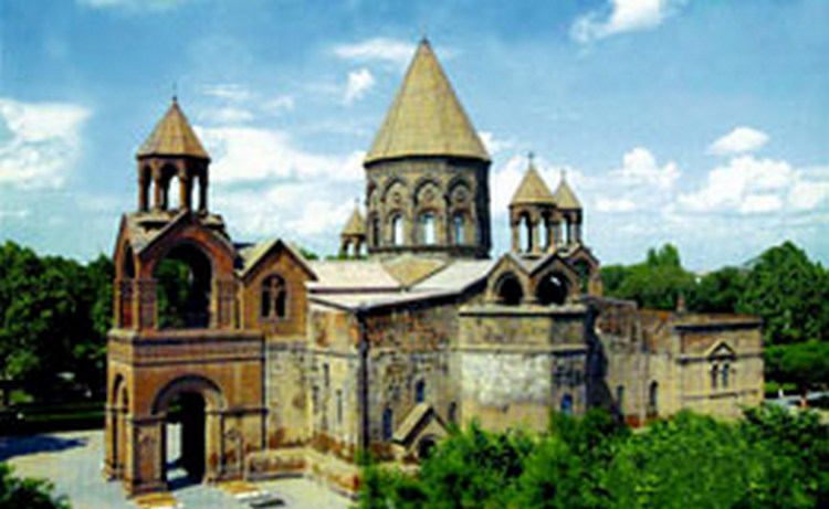 Энциклопедия “Католикосы Всех Армян” впервые издана в Армении