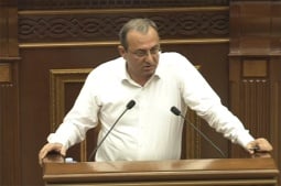 Власти Армении используют 