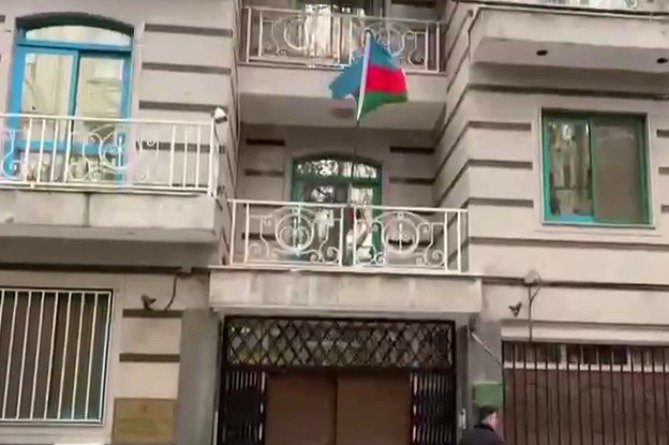 Глава службы безопасности погиб при нападении на Посольство Азербайджана в Иране (ВИДЕО) Глава службы безопасности погиб при нападении на Посольство Азербайджана в Иране (ВИДЕО)
