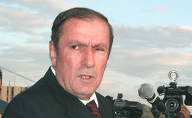 Тер-Петросян предлагает Саргсяну встретиться с глазу на глаз и обсудить создание комиссии в преддверии 100-летия Геноцида