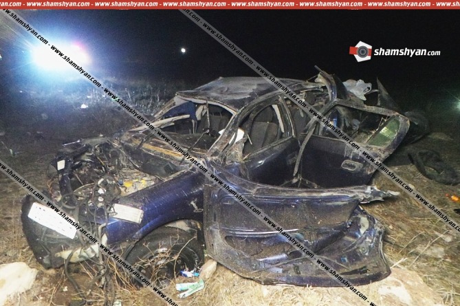 Трагическая авария в Арагацотне: погибли четверо 16-летних парней, пострадал 15-летний водитель Трагическая авария в Арагацотне: погибли четверо 16-летних парней, пострадал 15-летний водитель