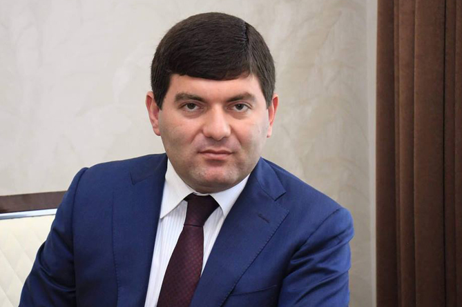 Стали известны детали уголовных дел, по которым арестованы мэр армянского Масиса и его брат (ВИДЕО) Стали известны детали уголовных дел, по которым арестованы мэр армянского Масиса и его брат (ВИДЕО)