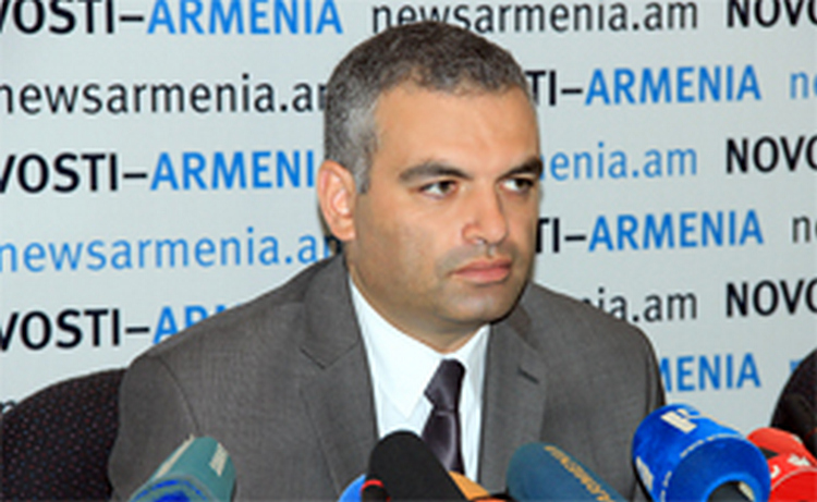 Президент Азербайджана совершил двойное преступление, помиловав Сафарова – эксперт