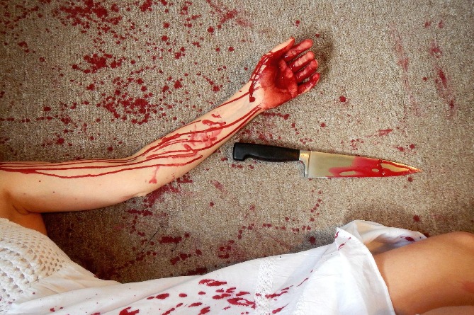 Դաժան սպանություն Կոտայքի մարզում. մահճակալին հայտնաբերվել կնոջ դի՝ պարանոցը մասամբ կտրված վիճակում