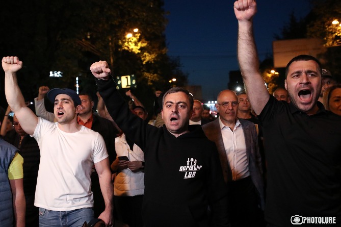 "Борьба до конца" и "Армения без Никола": Сагателян раскрыл ближайшие планы оппозиции 