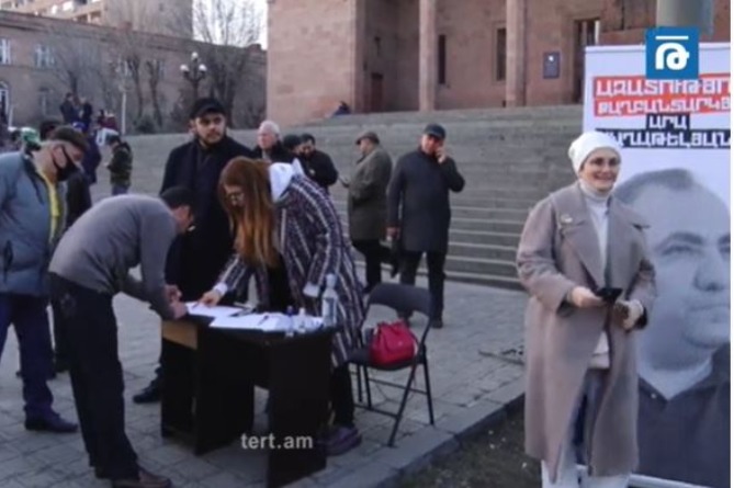 В Ереване собирают подписи в поддержку политзаключенного Ара Сагателяна 