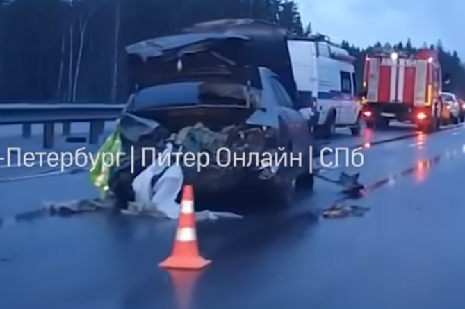 Тело 50-летнего уроженца Еревана Аркади Казиняна выпало из машины при ДТП в России (ВИДЕО)