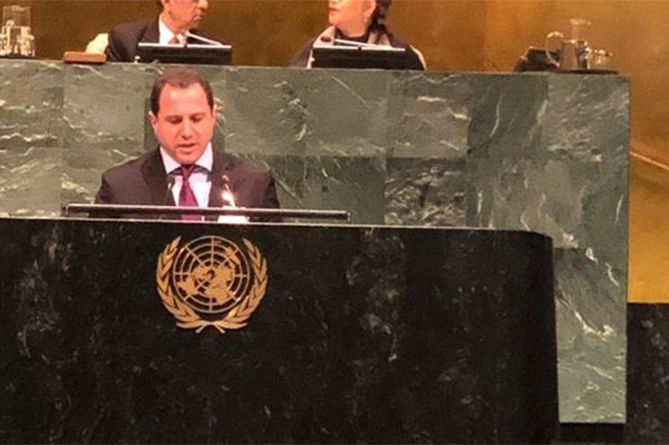 Армения расширяет возможности содействия миротворческим миссиям - глава Минобороны