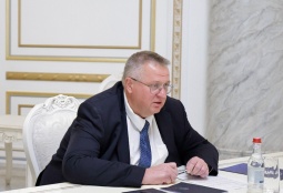 Оверчук уверен, что Армения взвесит все факторы перед выбором между ЕС и ЕАЭС