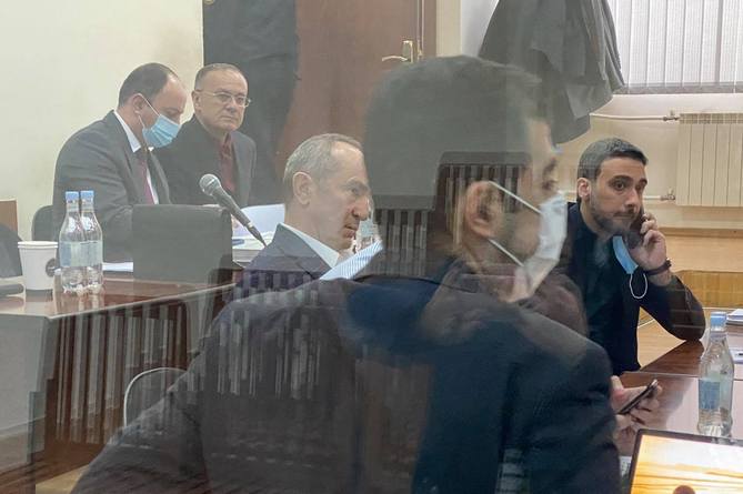 Քոչարյանի և մյուսների գործով դատախազների բացարկի մասին միջնորդության մասով որոշումը կհրապարակվի հունվարի 22-ին Քոչարյանի և մյուսների գործով դատախազների բացարկի մասին միջնորդության մասով որոշումը կհրապարակվի հունվարի 22-ին