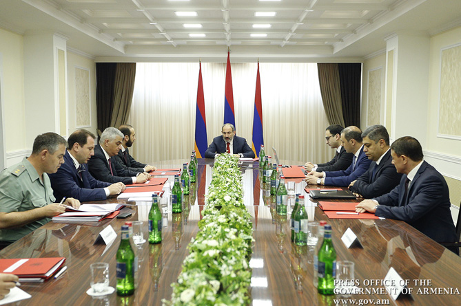 Հայաստանի շուրջ անվտանգային միջավայրը ոչ միայն չի լիցքաթափվել, այլև հակառակը. Փաշինյանը`ԱԱԽ նիստում (ՎԻԴԵՈ) Հայաստանի շուրջ անվտանգային միջավայրը ոչ միայն չի լիցքաթափվել, այլև հակառակը. Փաշինյանը`ԱԱԽ նիստում (ՎԻԴԵՈ)