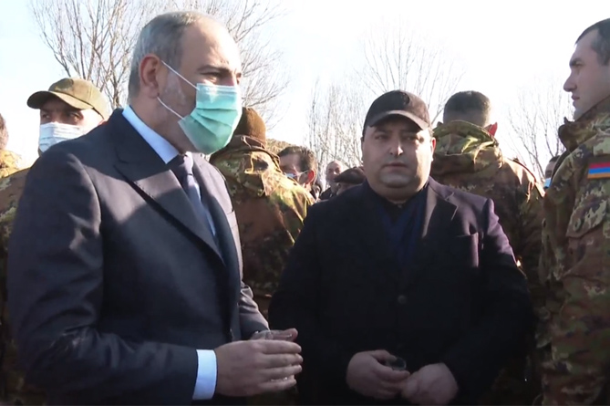 Մինչև իրավիճակը կայունանալը, կլինեն առանձին միջադեպեր. Փաշինյանը պատասխանում է սյունեցիներին մտահոգող հարցերին (ՈւՂԻՂ) Մինչև իրավիճակը կայունանալը, կլինեն առանձին միջադեպեր. Փաշինյանը պատասխանում է սյունեցիներին մտահոգող հարցերին (ՈւՂԻՂ)