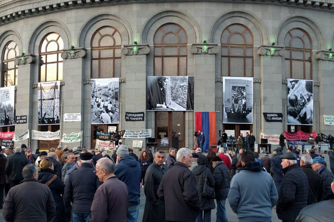 Митинг в честь 30-летия Карабахского движения стартовал в Ереване (ФОТО)