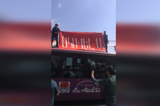 В Армении начались акции протеста против власти. Что происходит? (ВИДЕО)