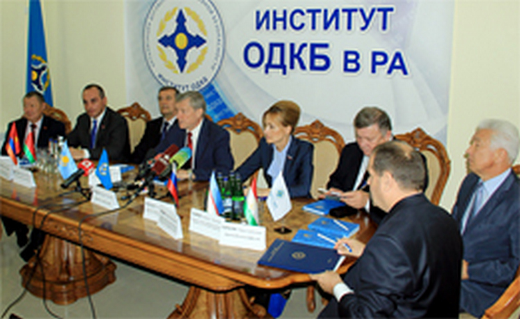 Генсек ОДКБ рассказал о проблемах и недостатках, выявляемых в ходе учений КСОР