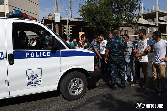 Генпрокурор: члены вооруженной группы еще могут избежать ответственности по двум статьям