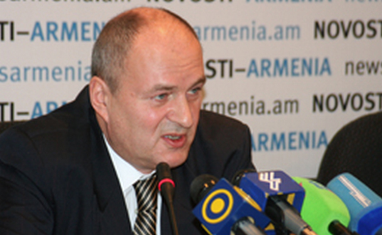 Հայաստան կատարած ռուսական ներդրումները 2009 թ.-ի արդյունքներով կկրճատվեն 35 տոկոսով և կկազմեն 300 միլիոն դոլար Հայաստան կատարած ռուսական ներդրումները 2009 թ.-ի արդյունքներով կկրճատվեն 35 տոկոսով և կկազմեն 300 միլիոն դոլար