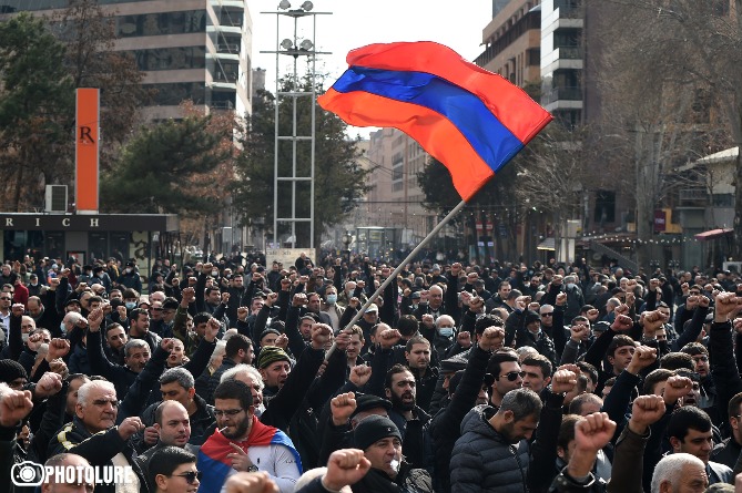 Власть не хочет, оппозиция не может: армянские эксперты проанализировали напряженную ситуацию в Армении Власть не хочет, оппозиция не может: армянские эксперты проанализировали напряженную ситуацию в Армении