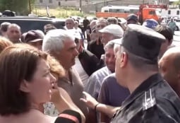 Протест в Касахе: жители села пытались перекрыть трассу Ереван-Аштарак, задержаны 11 человек 