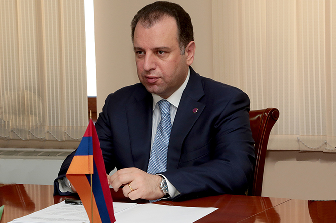 Վիգեն Սարգսյանը ՔԿ-ի հայտարարության մասին. ձեռնարկում են ակնհայտորեն քաղաքական նպատակներ հետապնդող քայլեր Վիգեն Սարգսյանը ՔԿ-ի հայտարարության մասին. ձեռնարկում են ակնհայտորեն քաղաքական նպատակներ հետապնդող քայլեր