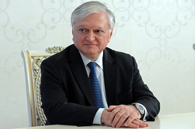 Глава МИД Армении посетит Берлин 