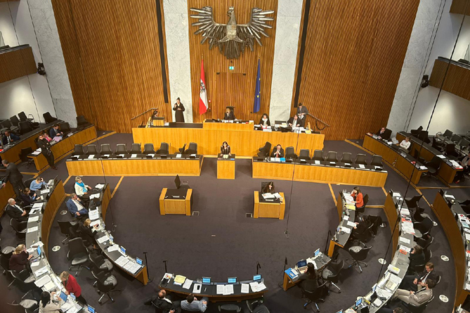 Парламент Австрии единогласно осудил этническую чистку Азербайджана в отношении народа Арцаха Парламент Австрии единогласно осудил этническую чистку Азербайджана в отношении народа Арцаха